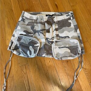 SER.O.YA Beige and Brown Camouflage Skirt